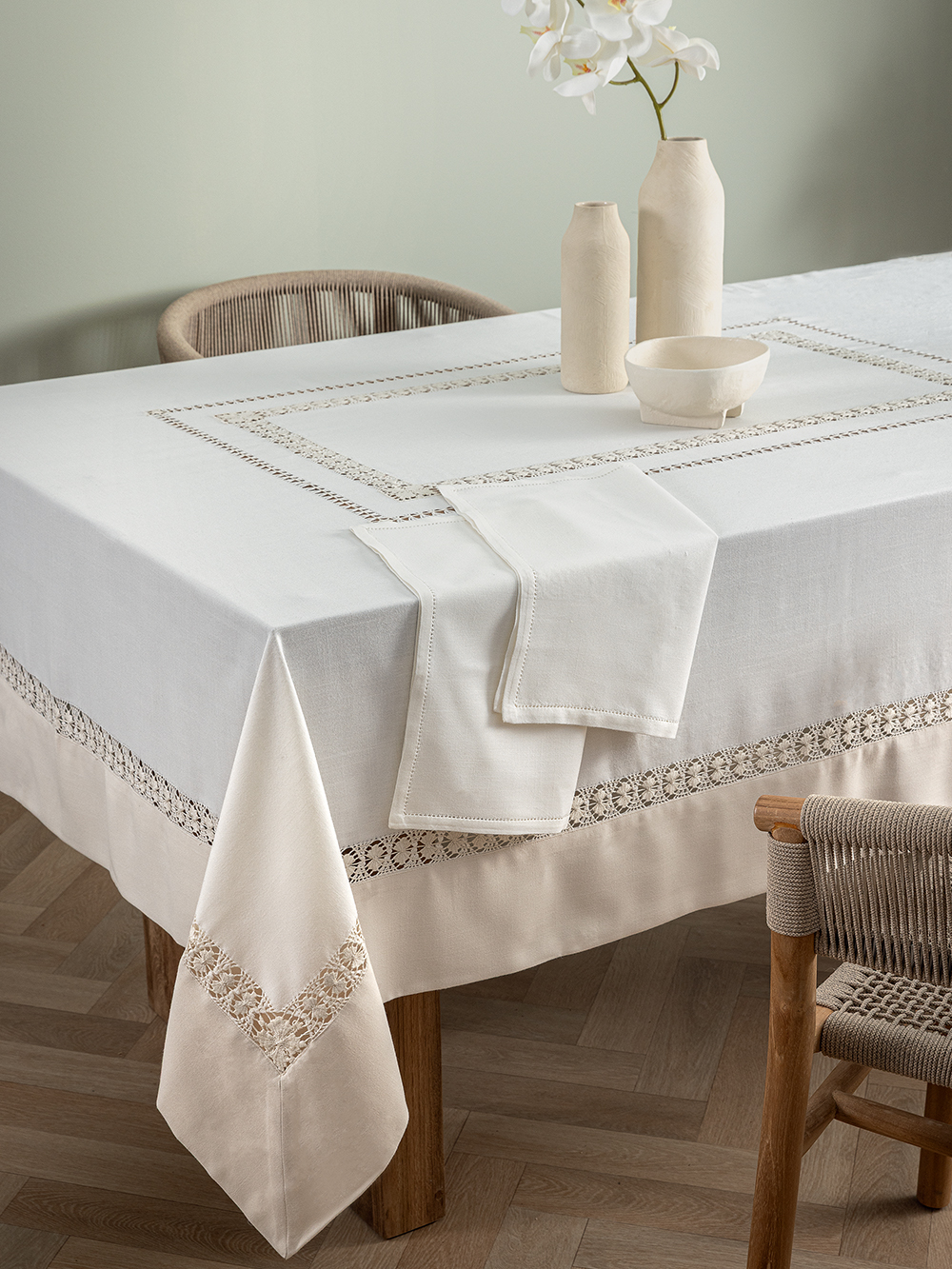 Σετ Τραπεζομάντηλο Με 12 Πετσέτες Φαγητου Vintage Beauty 180x180 VL107